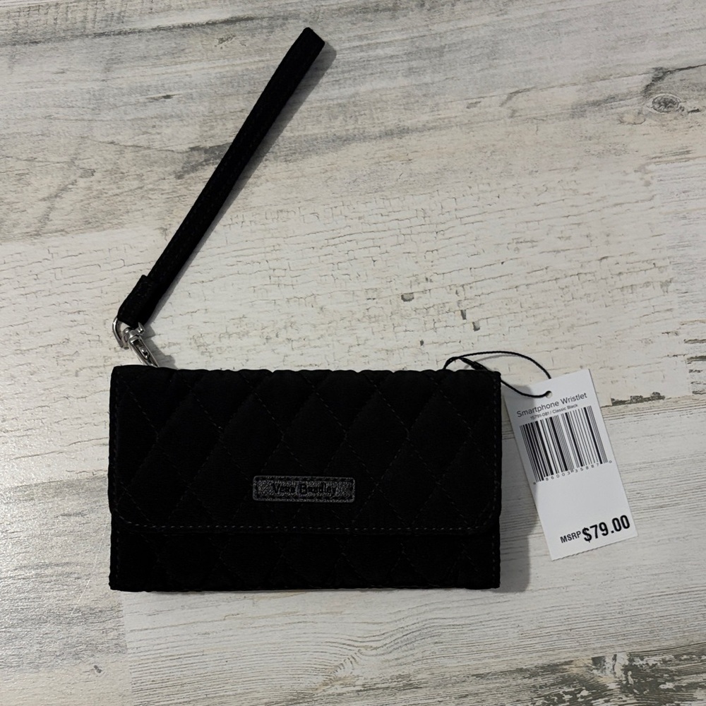 Vera Bradley Black Quilted Wristlet NWT